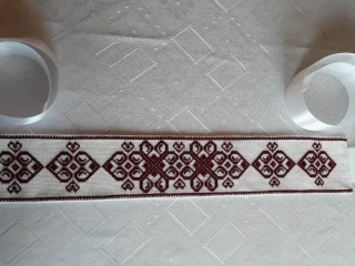 opasok-rucne-vysivany