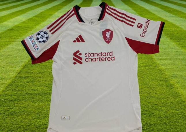 futbalovy-dres-liverpol-fc-authentic-svetlobezovy-big-0