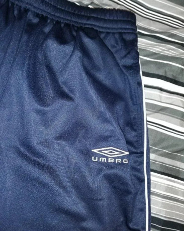 umbro-teplaky-big-0