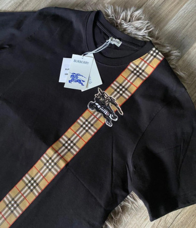 tricko-burberry-velkost-big-1