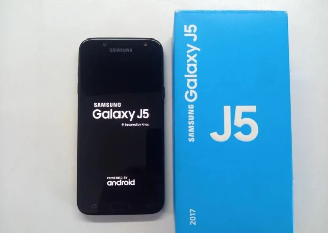 samsung-j5-sm-j530f-ulozenka-ako-novy-s-karbicov-big-0