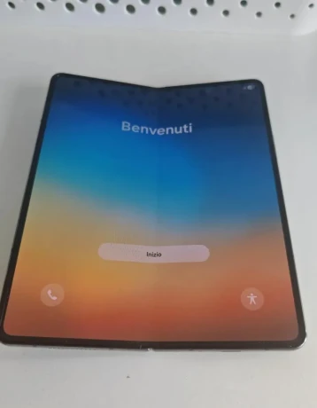 fold-4-samsung-big-0