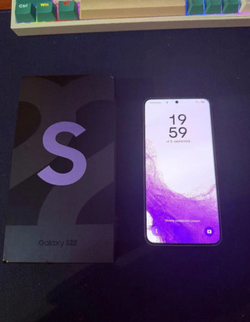 samsung-galaxy-s22-big-3
