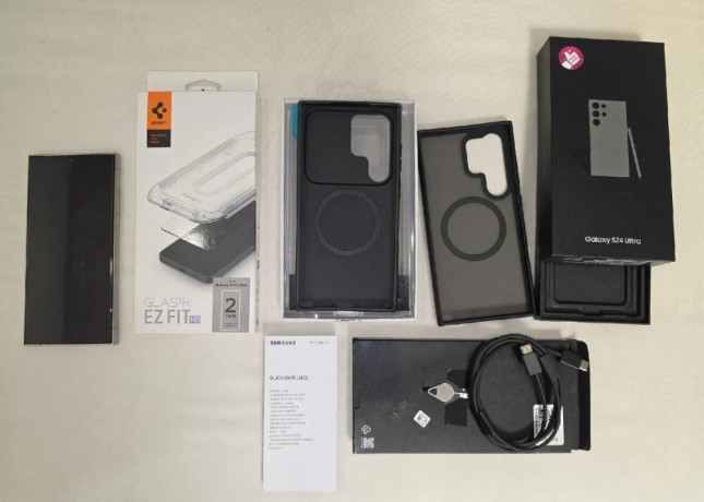 samsung-galaxy-s24-ultra-512gb-top-stav-komplet-balenie-big-1