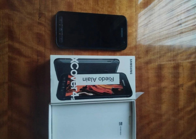 samsung-galaxy-s4-xcover-big-0