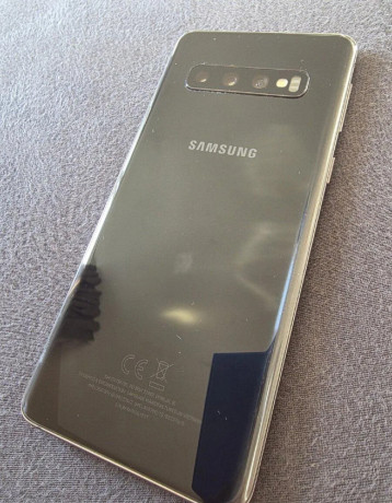 samsung-galaxy-s10-big-1