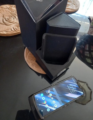 motorola-razr-big-2