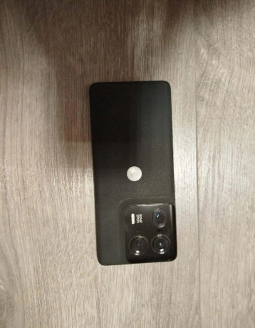 motorola-edge-50-ultra-16gb-4gb-1tb-big-2