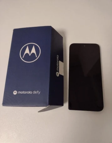 motorola-defy-big-0
