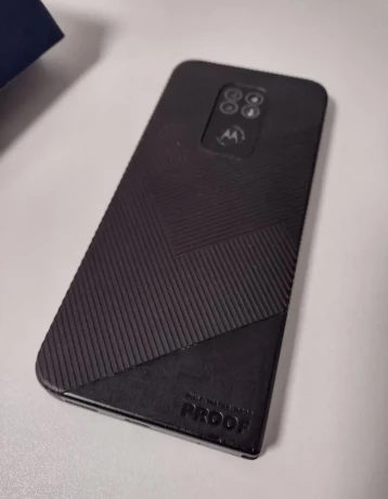 motorola-defy-big-2