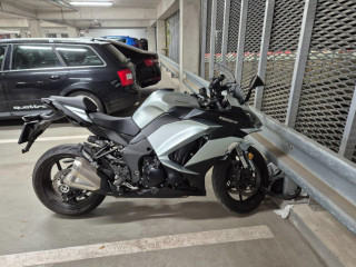 kawasaki-z1000sx-2017