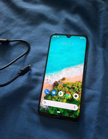 xiaomi-a3-duos-biely-v-peknom-stave-plne-funkcny-pridam-nepo-big-0
