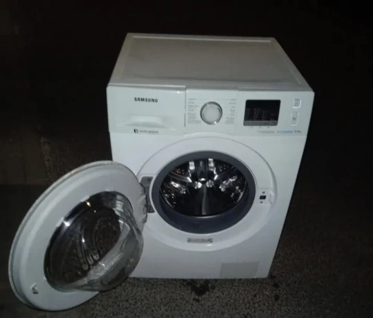 plnefunkcna-automaticka-pracka-samsung-ainverter1200-o-big-0