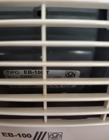 kupelnovy-radialny-ventilator-eb-100-t-big-1