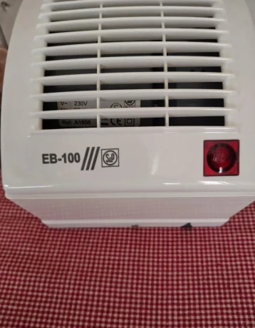 kupelnovy-radialny-ventilator-eb-100-t-big-2
