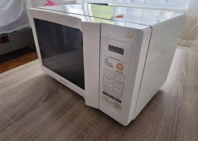 mikrovlnna-rura-daewoo-kqg-6l6bw-big-0