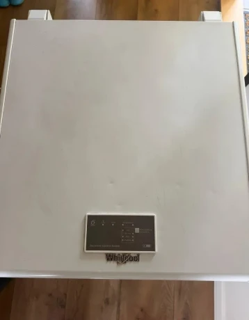 mraznicka-whirpool-big-0