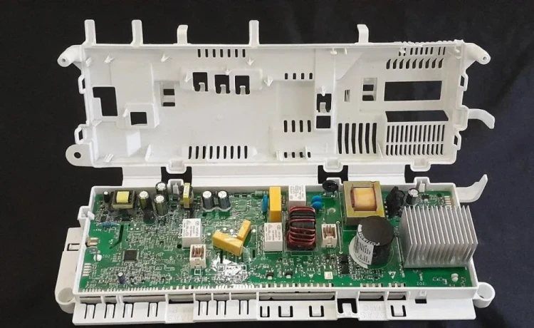 elektronicky-modul-susicky-electrolux-pnc-916098217-00-big-0