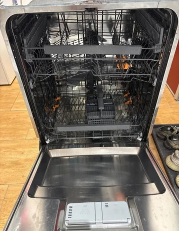 darujem-vstavanu-umyvacku-riadu-gorenje-gv65260-big-1