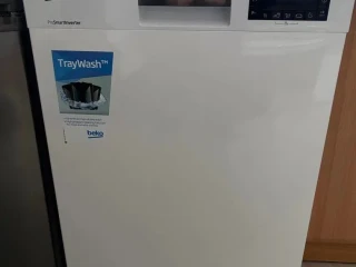 beko-dfn26321w-umyvacka-riadu