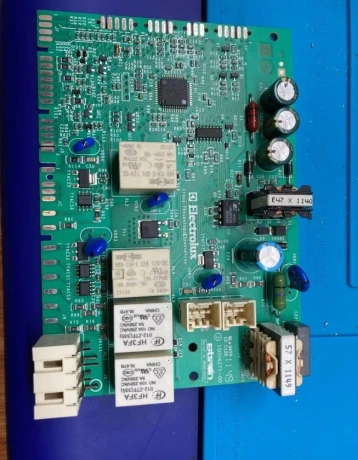 aeg-elektronika-big-2