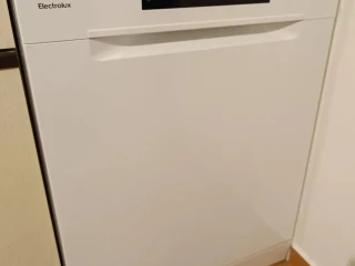 novy-electrolux-umyvacka-riadu-2-rok-zaruka