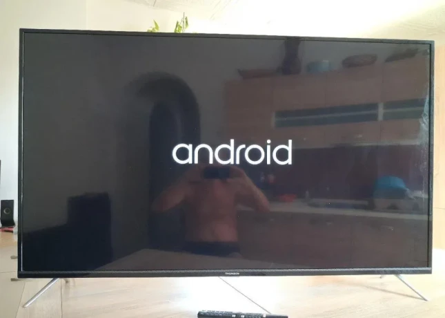 predam-android-4k-ultra-hd-smart-tv-thomson-55ue6400-big-2