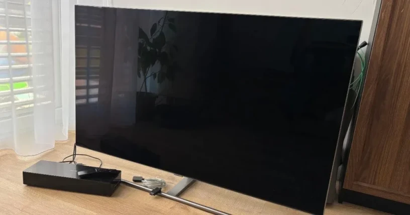 samsung-4k-qled-q7f-55-big-0