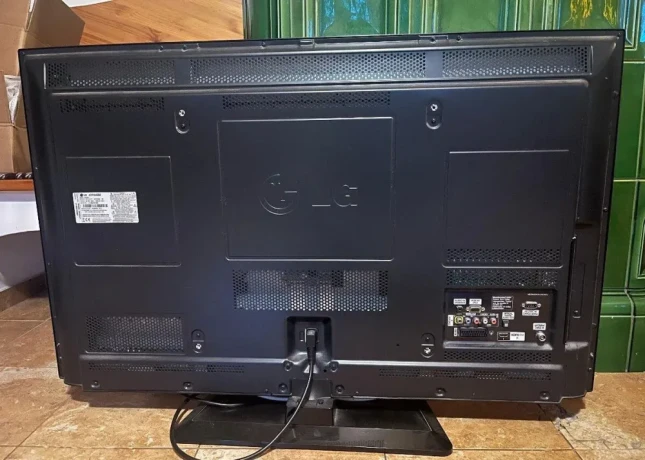 plasma-tv-lg-big-2