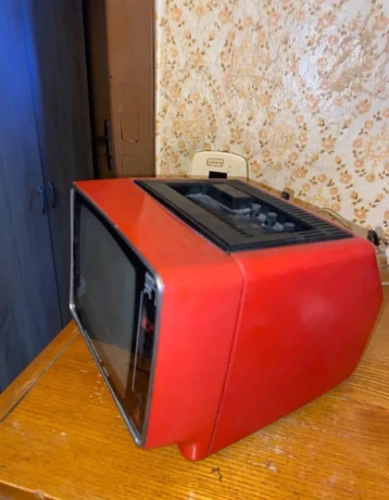 retro-televizor-big-3