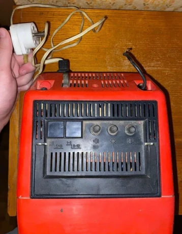 retro-televizor-big-4