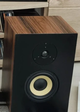 predam-regalove-reproduktory-big-0