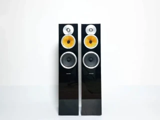 bowers-and-wilkins-cm7