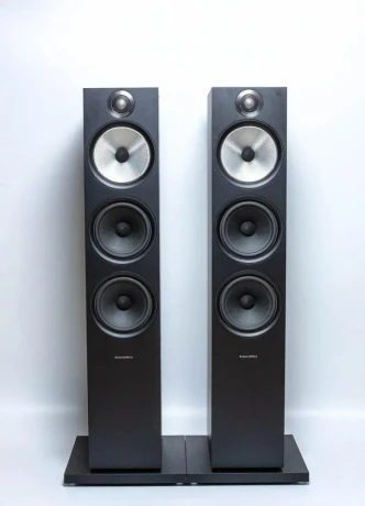 bowers-and-wilkins-603-big-0