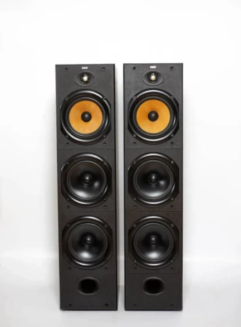 bowers-and-wilkins-dm604-s1-big-0