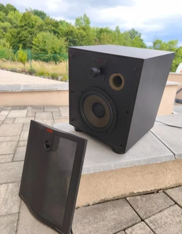 solid-active-power-bass-aktivny-subwoofer-bw-big-4