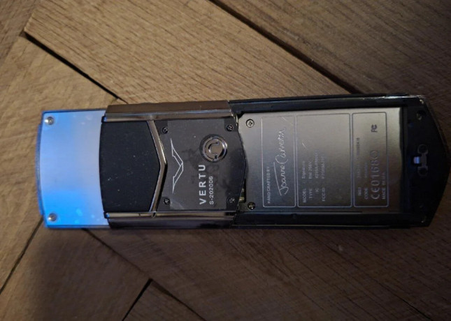 predam-vertu-signature-big-2