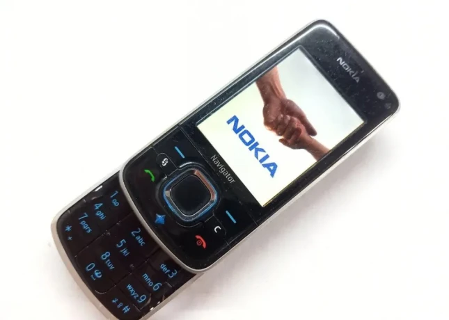 nokia-6210navigator-slide-rm-367-big-0