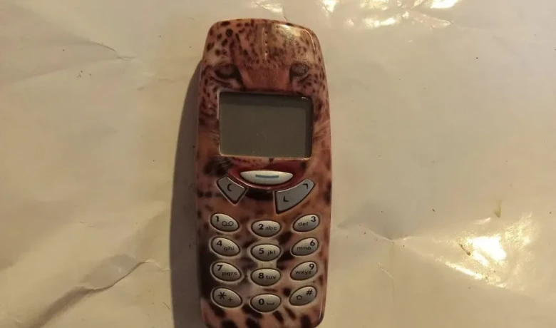 nokia-3310-big-0