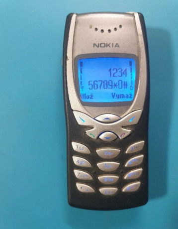 nokia-8210-big-2