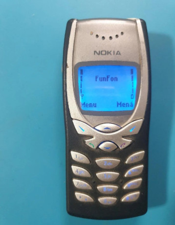 nokia-8210-big-0