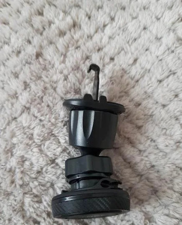magneticky-mriezkovy-drziak-na-mobil-big-2