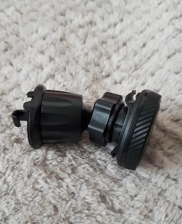 magneticky-mriezkovy-drziak-na-mobil-big-3