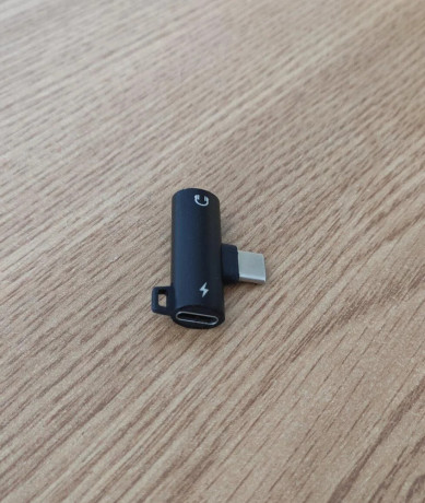 audio-adapter-usb-c-mobilnet-big-1