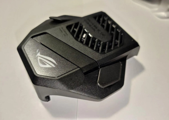 asus-aeroactive-cooler-big-4