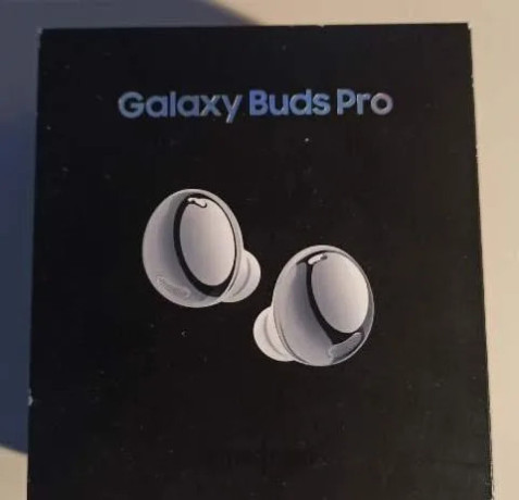 sluchatka-samsung-galaxy-buds-pro-big-3