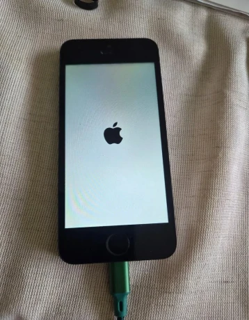 iphone-se-2016-na-suciastky-displej-ok-big-0