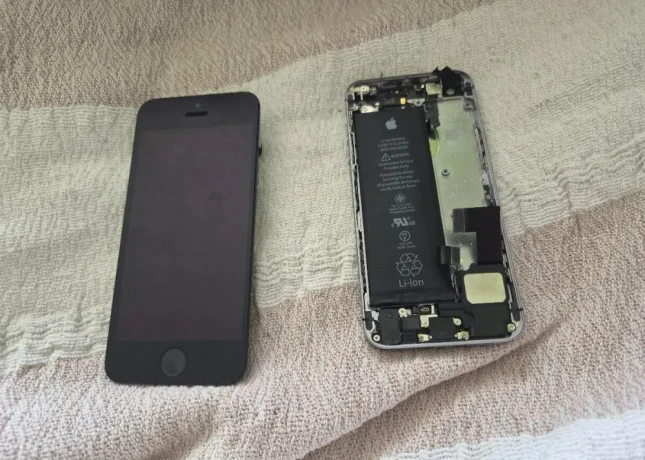 iphone-se-2016-na-suciastky-displej-ok-big-3