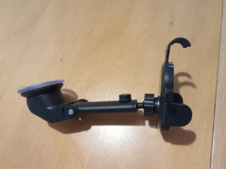drziak-na-mobil-do-auta
