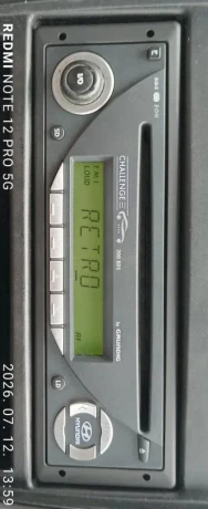 autoradio-hyundai-grundig-big-3